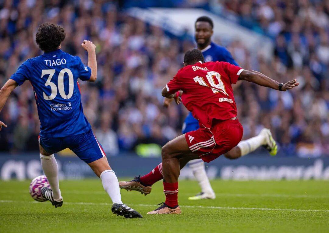 开云体育下载-包含今晚意甲焦点战，切尔西强势反弹，底气十足，球队文化再被提及的词条