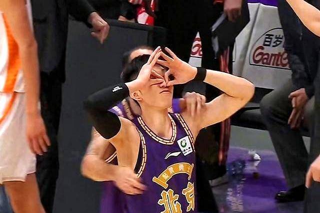 开元体育-包含CBA常规赛国际比赛日再迎强敌；底特律活塞绝杀压哨；主帅态度：球迷炸锅；控场能力受关注的词条